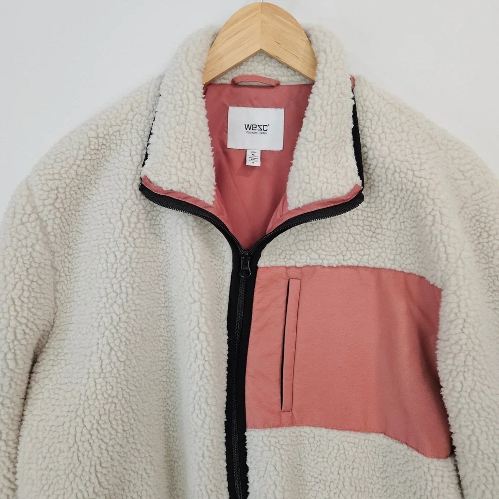 WESC Moritz Teddy Fleece Unisex Jacket Mens XL Ivory Colorblock Zip Up Warm‎